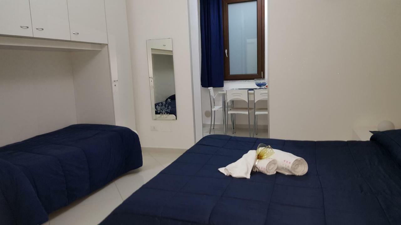 Al Porticciolo Bed & Breakfast Salerno Exterior photo