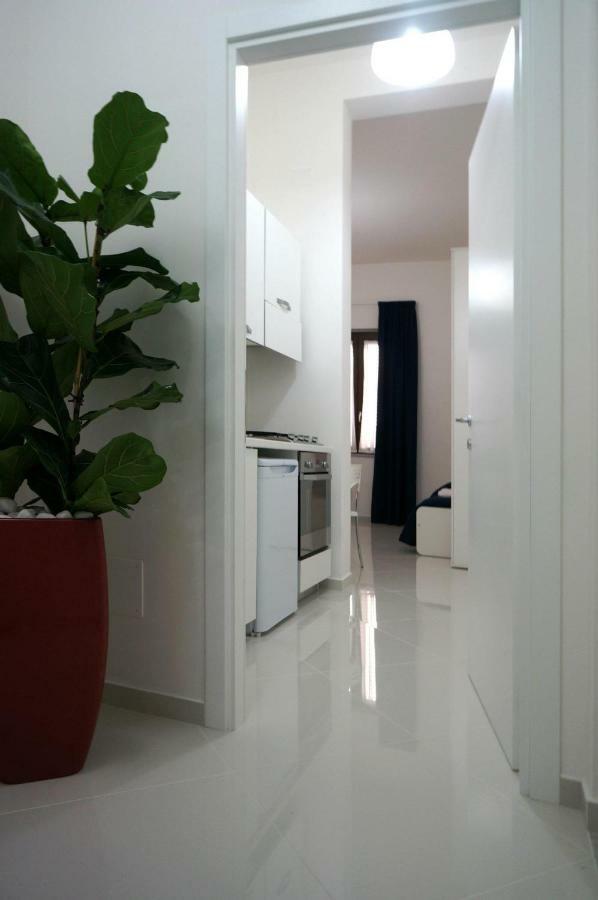 Al Porticciolo Bed & Breakfast Salerno Exterior photo