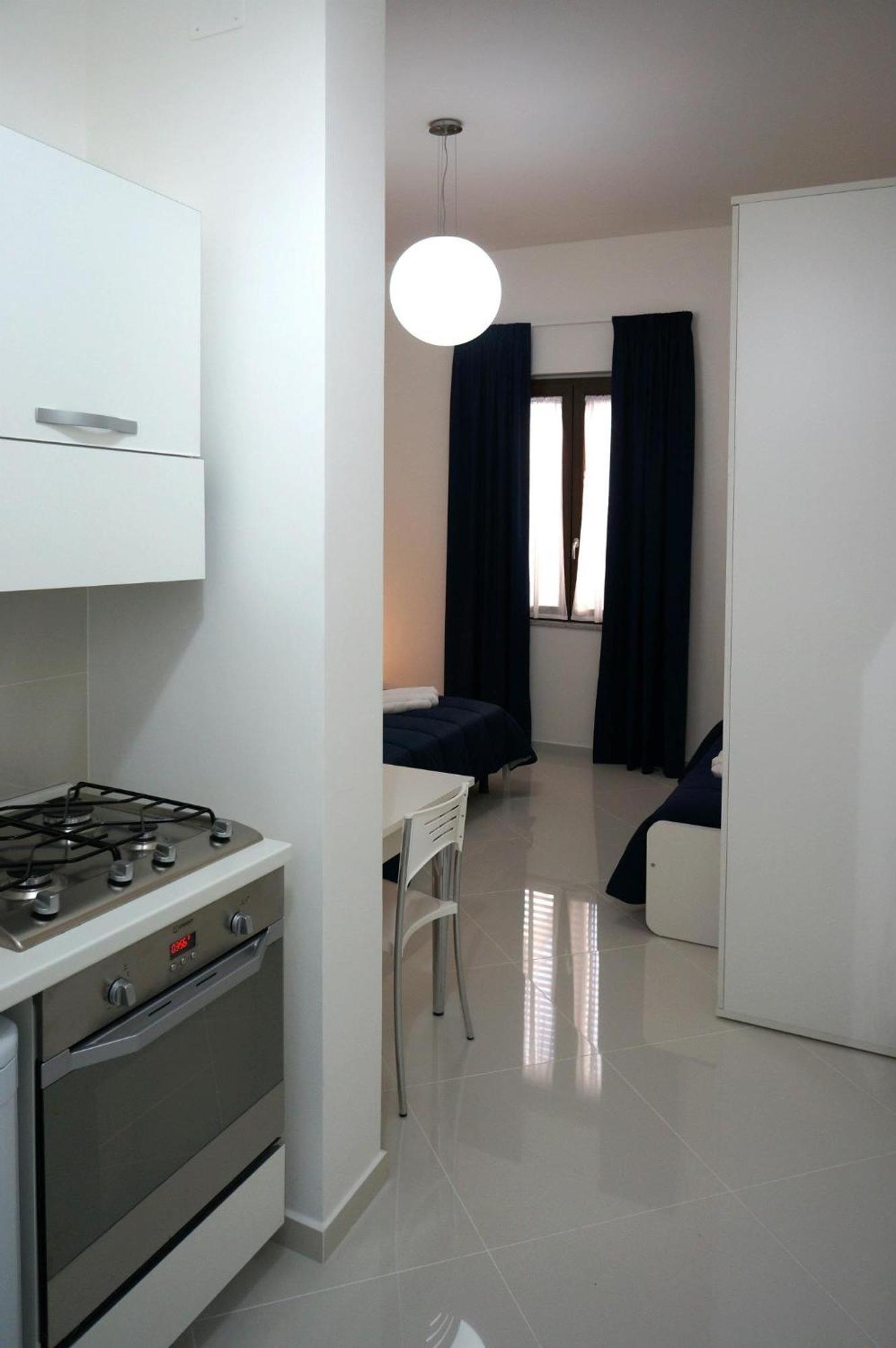 Al Porticciolo Bed & Breakfast Salerno Exterior photo