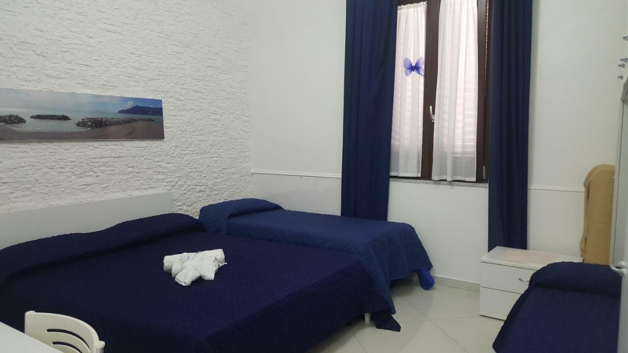 Al Porticciolo Bed & Breakfast Salerno Exterior photo