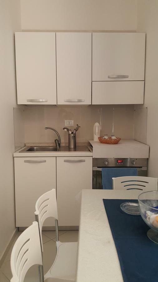 Al Porticciolo Bed & Breakfast Salerno Exterior photo
